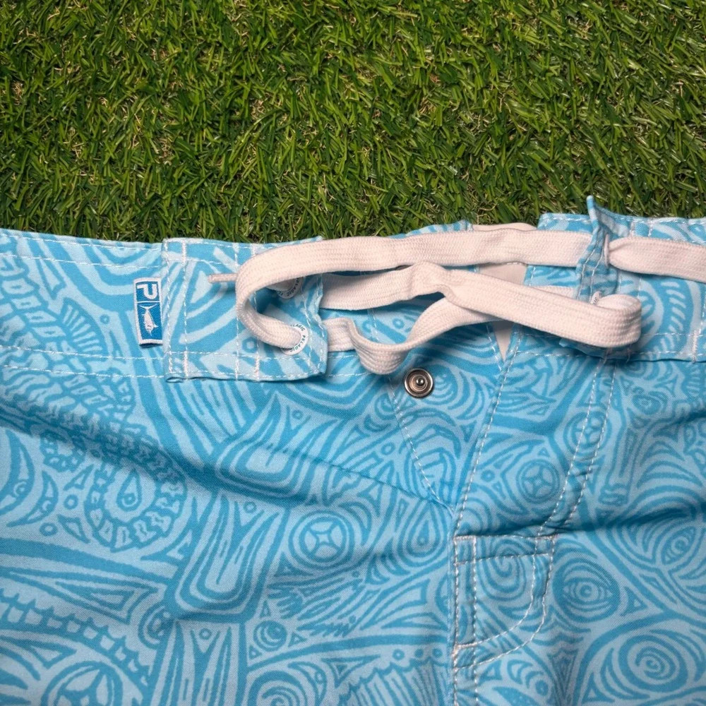Pelagic Carol Lynne 4TEK Board Shorts Mens Large Blue White Tribal Fishing Swim